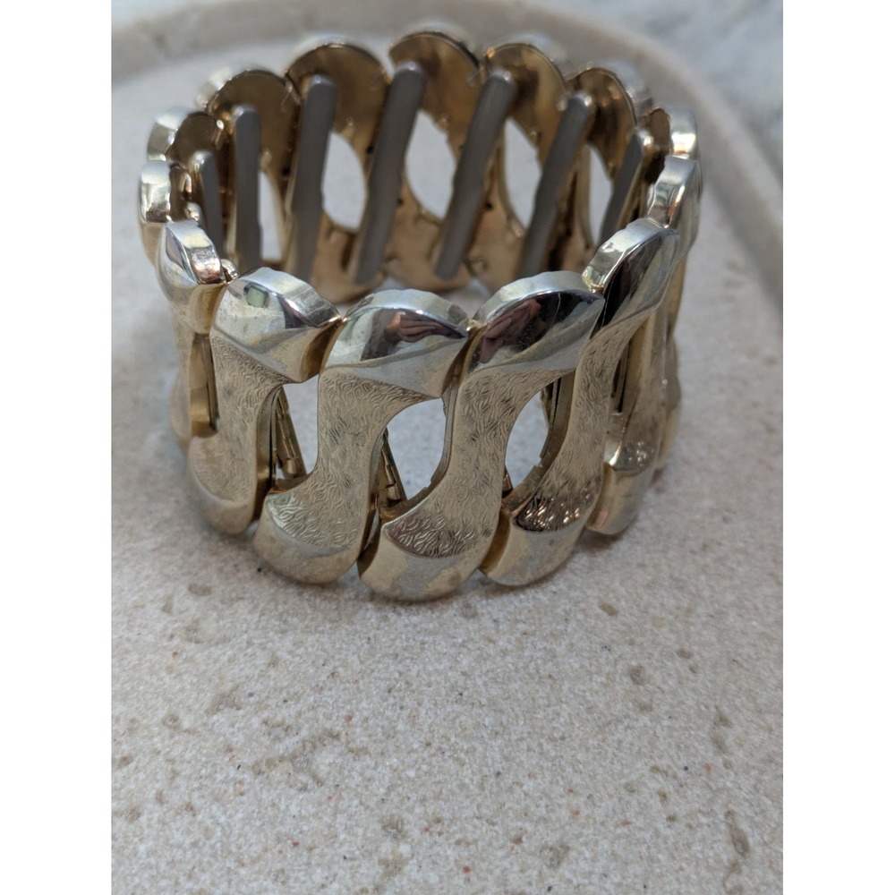 Vintage Bergere Bracelet In Gold Tone Expansion Lattice Style Stretch Bangle